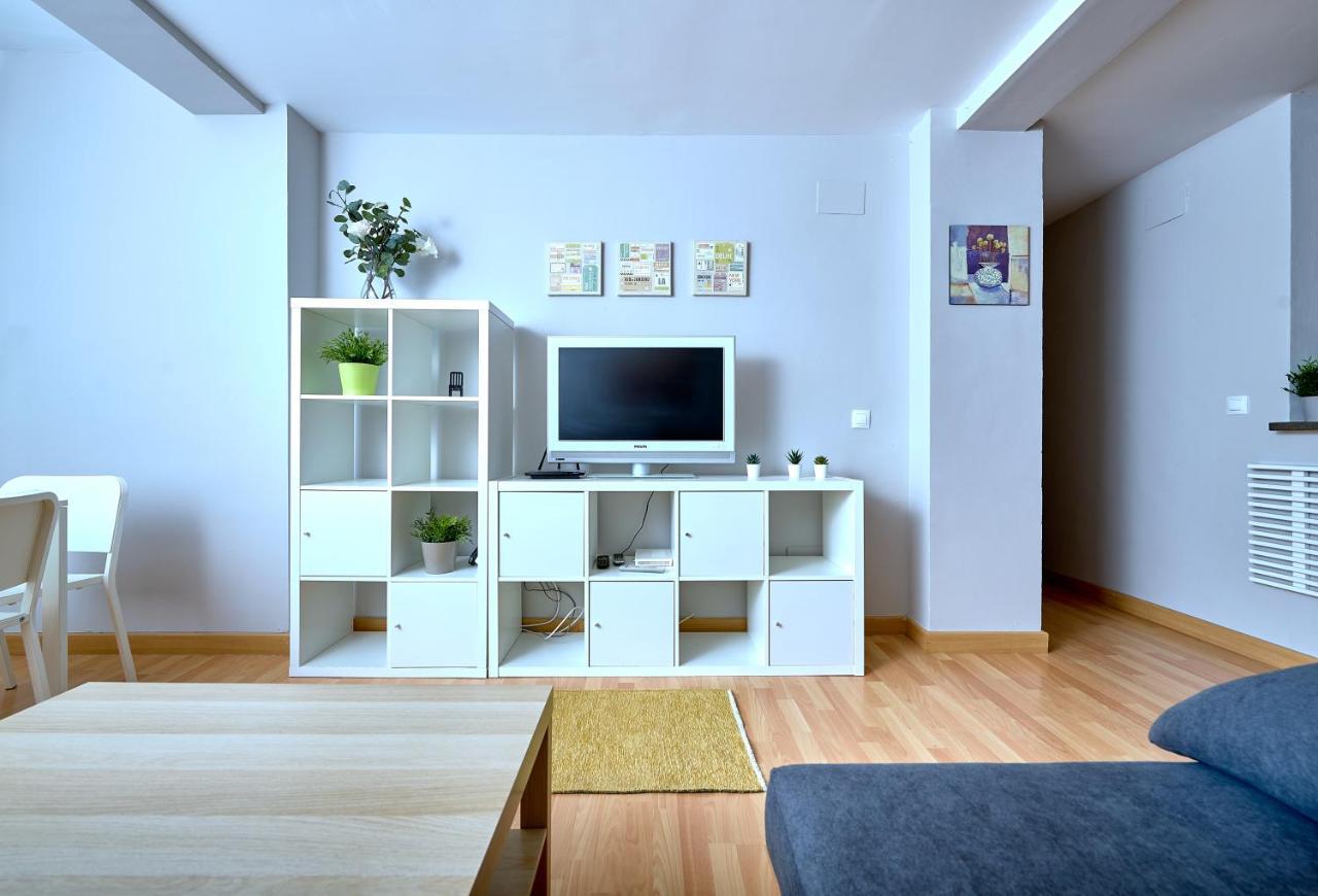 Holidays2Malaga Salitre 3 Bedroom Up To 7 People High Speed Wifi المظهر الخارجي الصورة