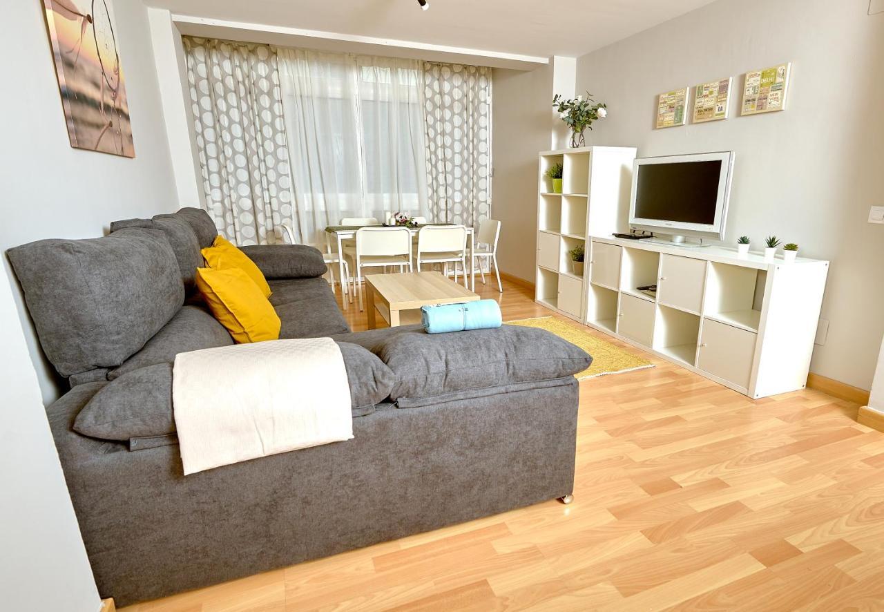 Holidays2Malaga Salitre 3 Bedroom Up To 7 People High Speed Wifi المظهر الخارجي الصورة