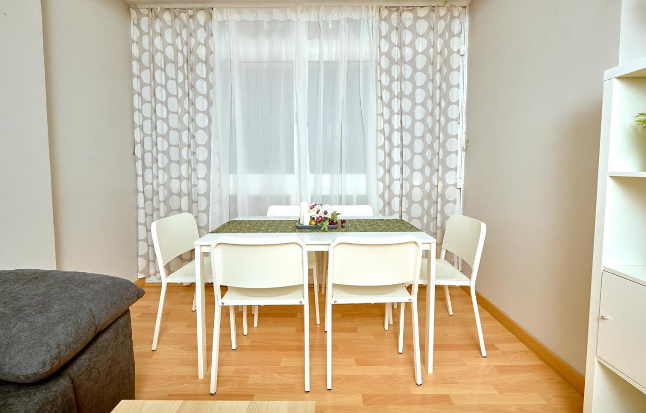 Holidays2Malaga Salitre 3 Bedroom Up To 7 People High Speed Wifi المظهر الخارجي الصورة