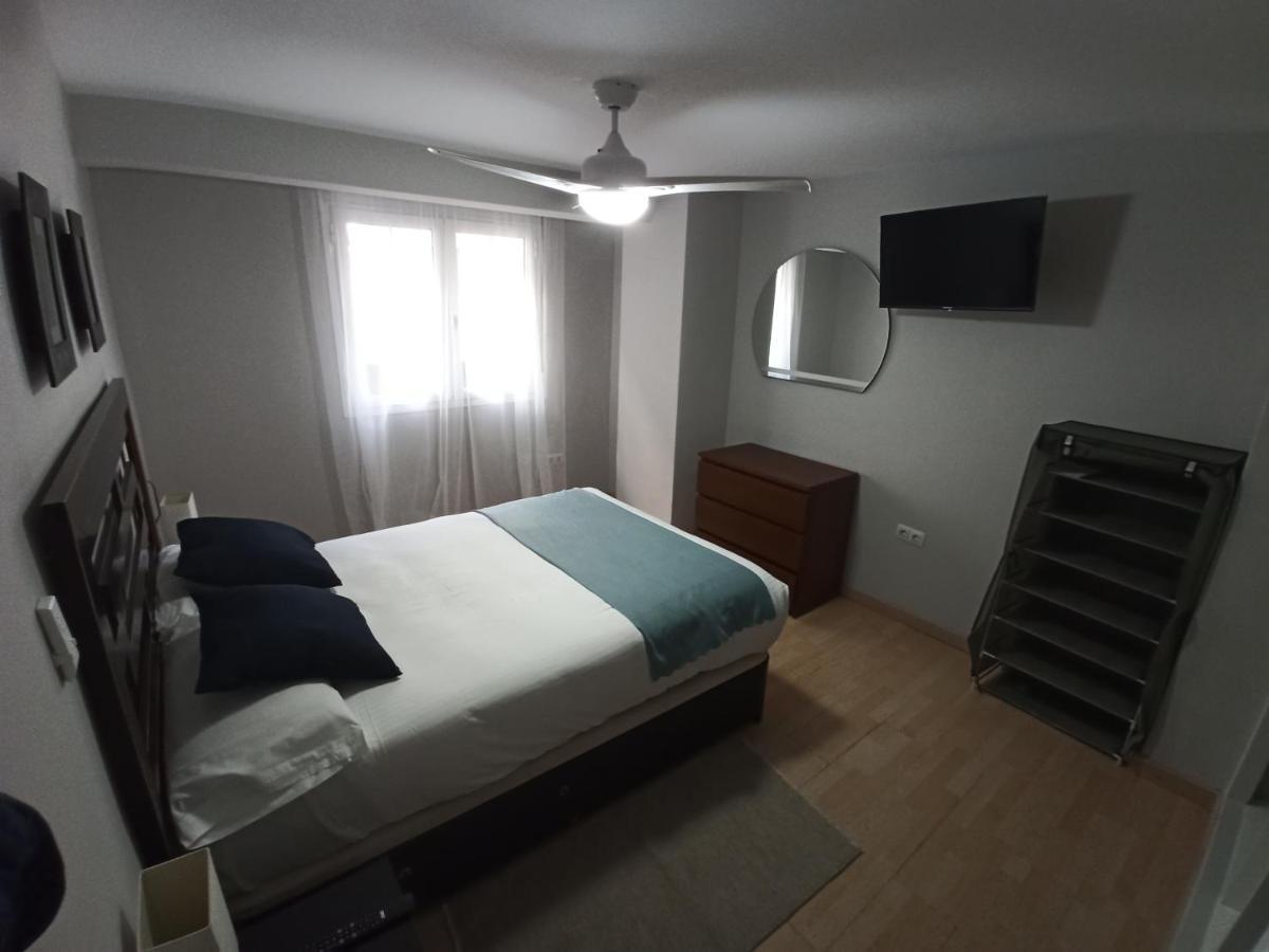 Holidays2Malaga Salitre 3 Bedroom Up To 7 People High Speed Wifi المظهر الخارجي الصورة